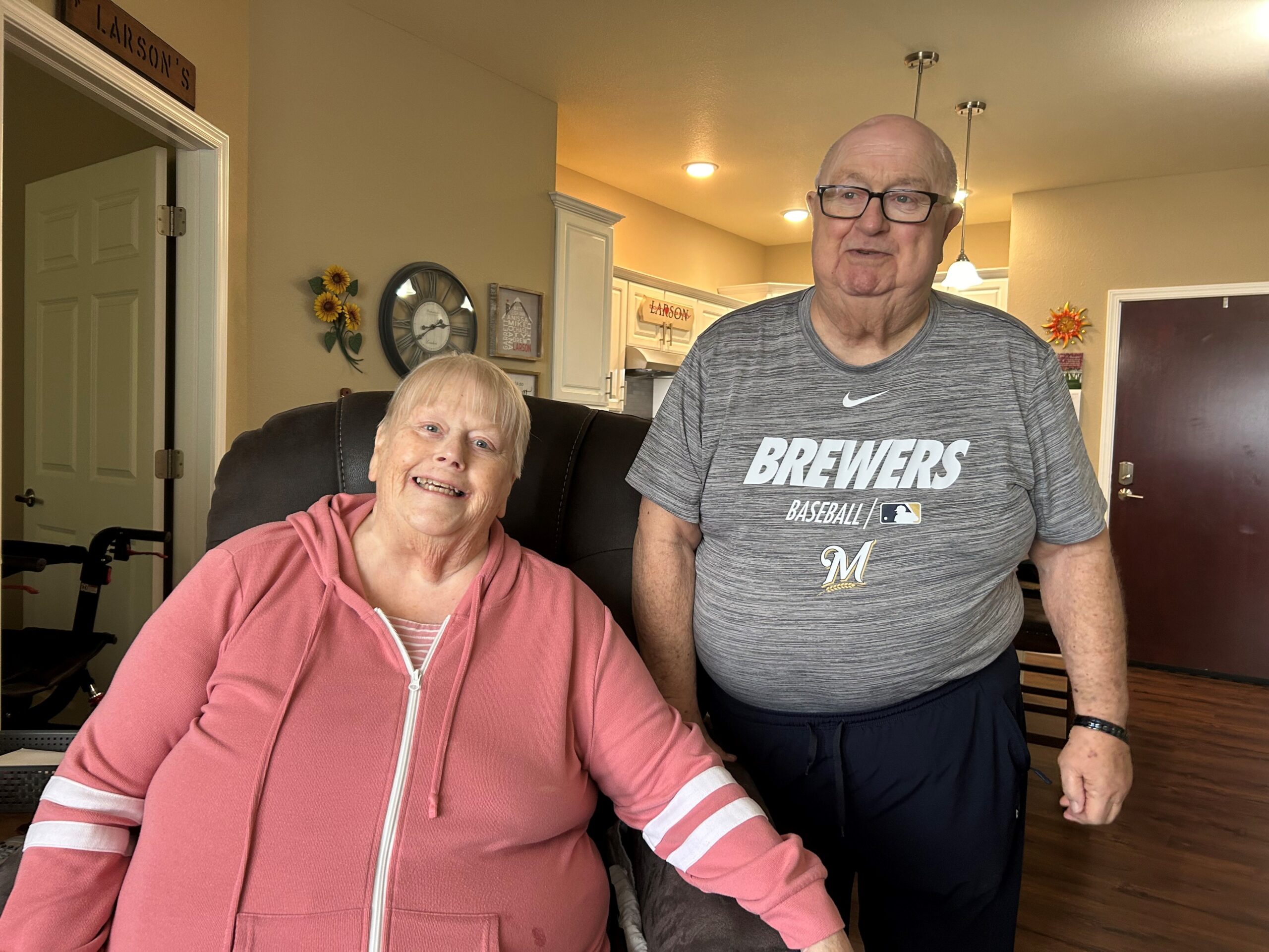 Sandra and Tom Larson in their home after enrolling with LKiChoice